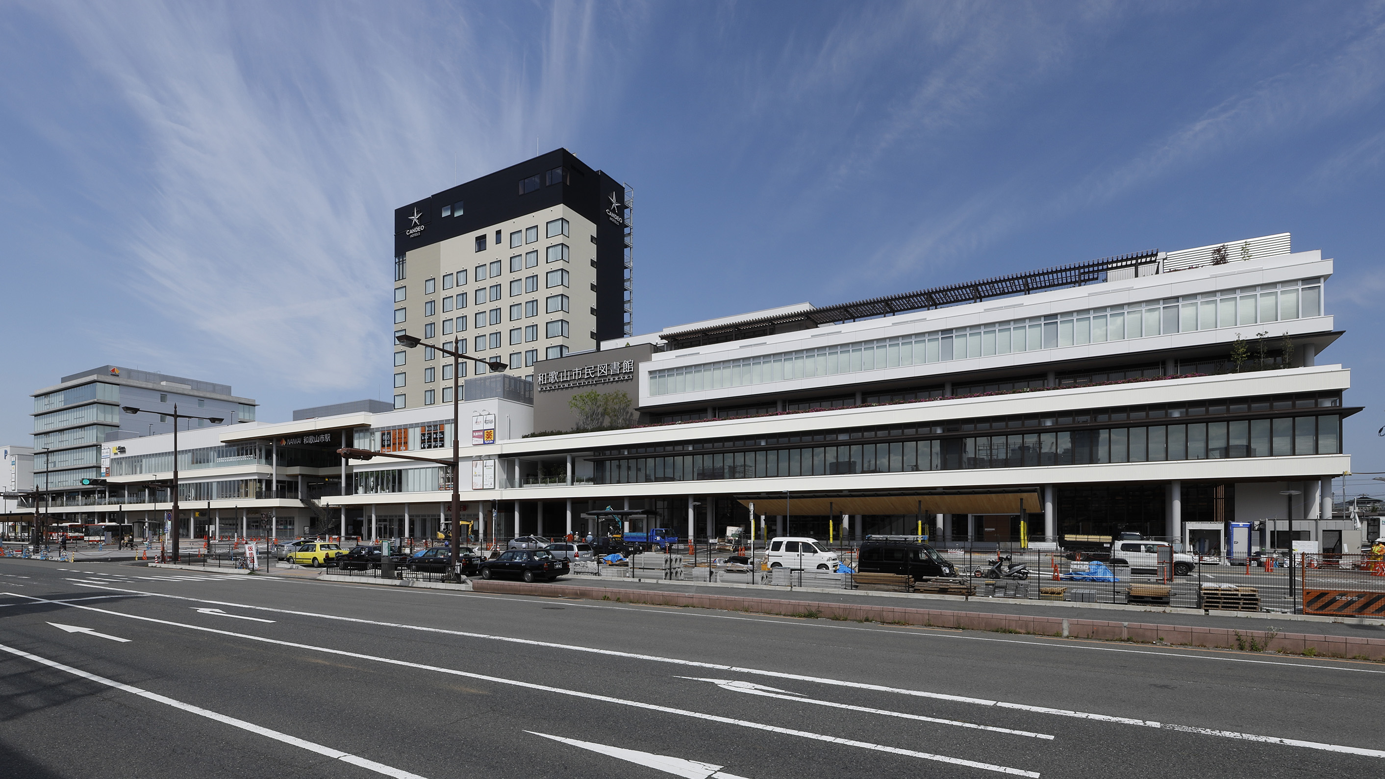 キーノ和歌山（和歌山市駅前地区再開発）